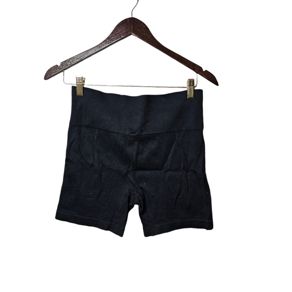 Colsie Biker Fit Shorts. Perfect Condition! - Picture 5 of 6